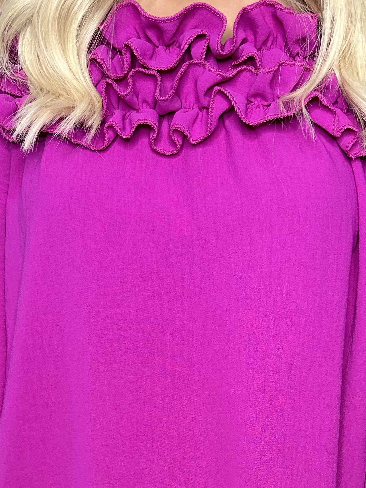 Chili - Fineste tunika bluse med flæser i udskæringen